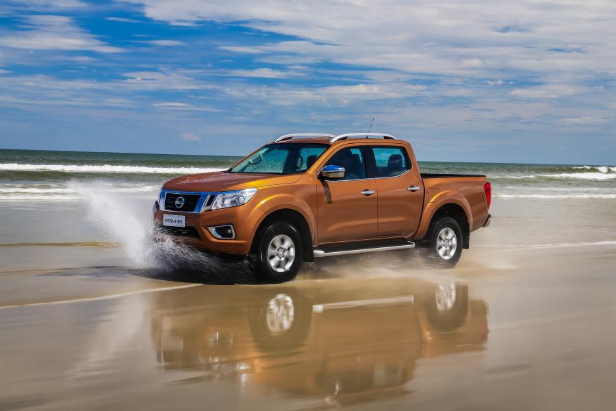 Nissan Frontier Double Cab 2016 года  (BR) (фото 21 из 40)
